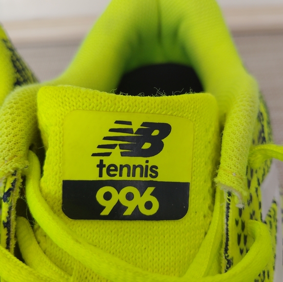 Men's New Balance "996v3" Tri-Color Training/Tennis Shoes. Size 9.5. Very Good. - Picture 6 of 11